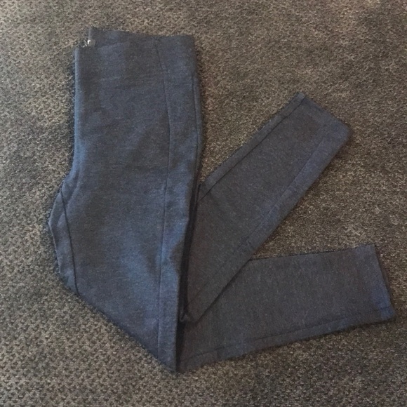 Loft Petite navy blue leggings - Picture 1 of 3